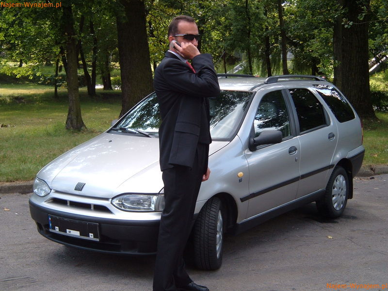 SAMOCHÓD Z KIEROWCĄ/KIEROWCA/PRZESYŁKI EKSPRESOWE