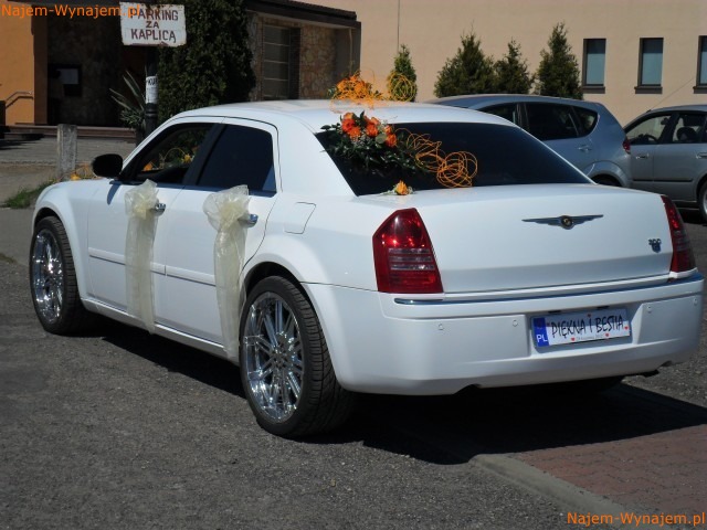 Chrysler 300c bialy koła 22" wynajem na slub SLASK